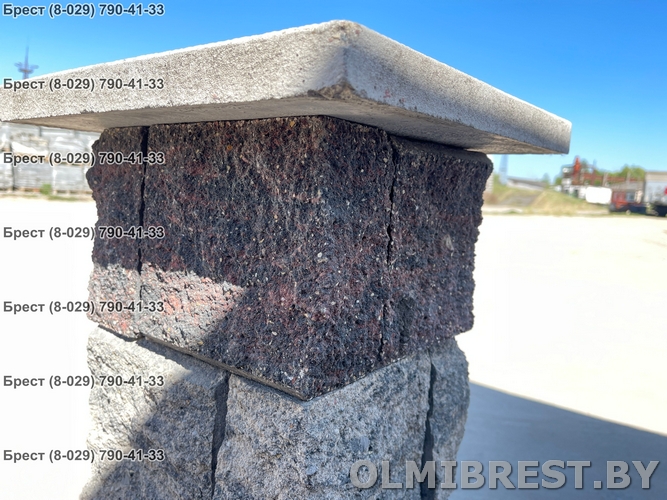 Черно-красные столбики для забора в Бресте