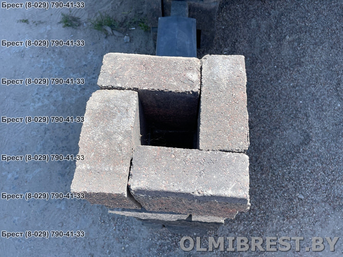 Варианты заполнения забора с двухцветными столбами