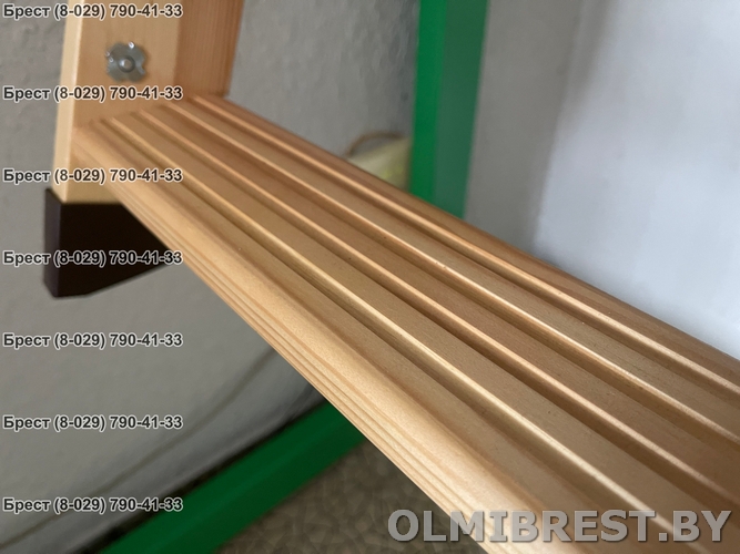 Петли и металлический поручень лестницы Fakro LWK Plus